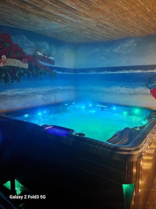 Studio Avec Terrasse Et Jacuzzi Valbonne Ngoại thất bức ảnh