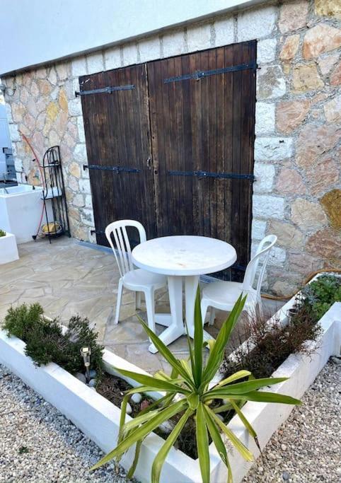 Studio Avec Terrasse Et Jacuzzi Valbonne Ngoại thất bức ảnh